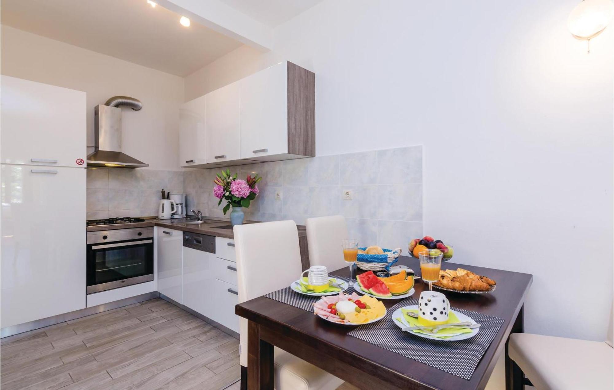 Pet Friendly Apartment In Bosanka With Kitchen Ragusa Esterno foto